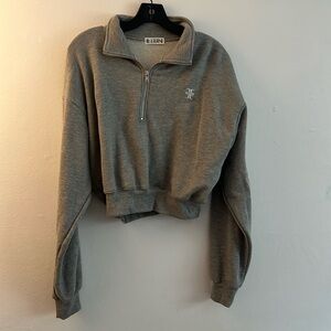 Eterne heather grey 1/4 zip pullover crop sweatshirt. French terry size S